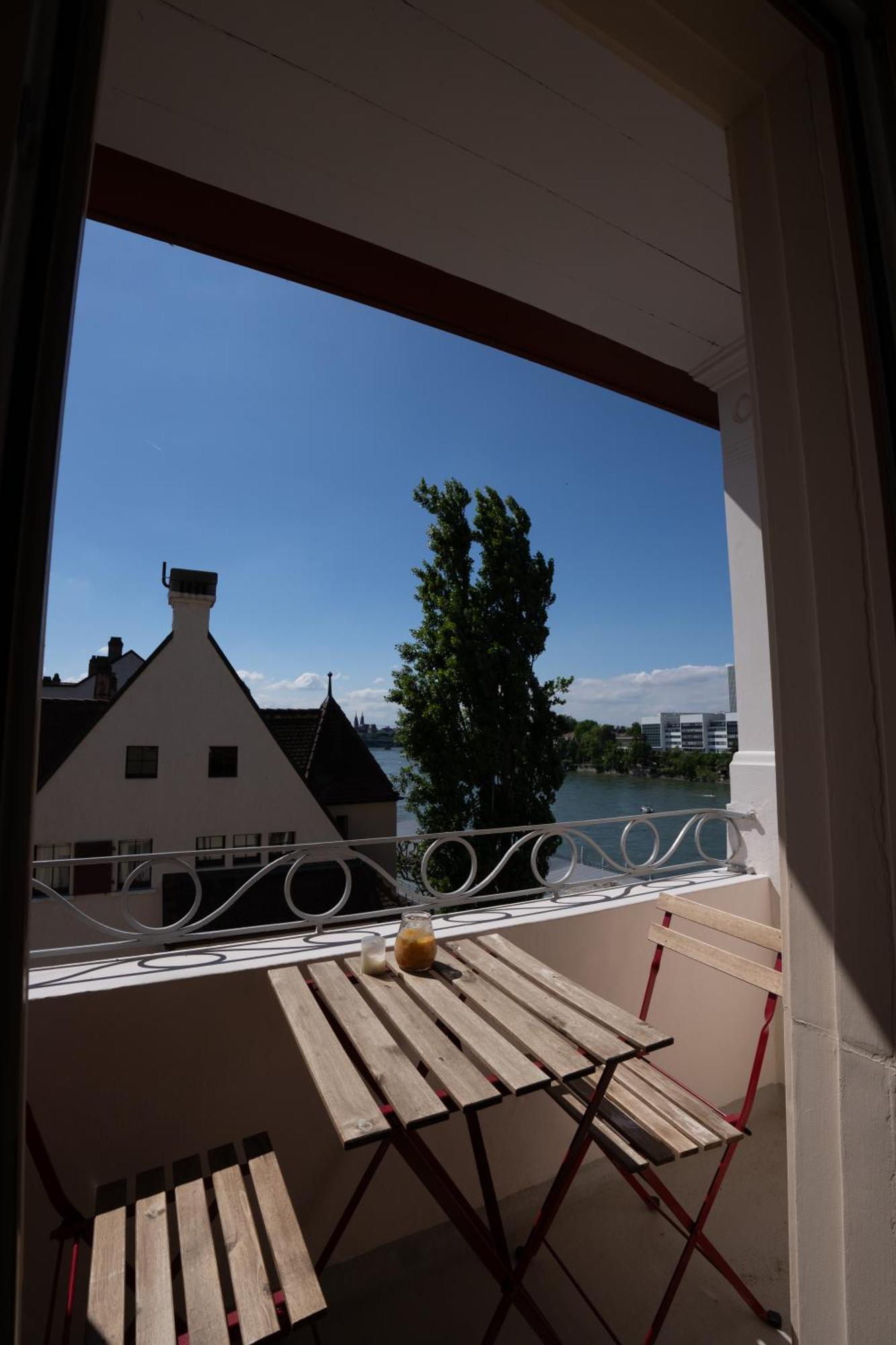Charmante Altbauwohnung Am Rhein Bazel Buitenkant foto